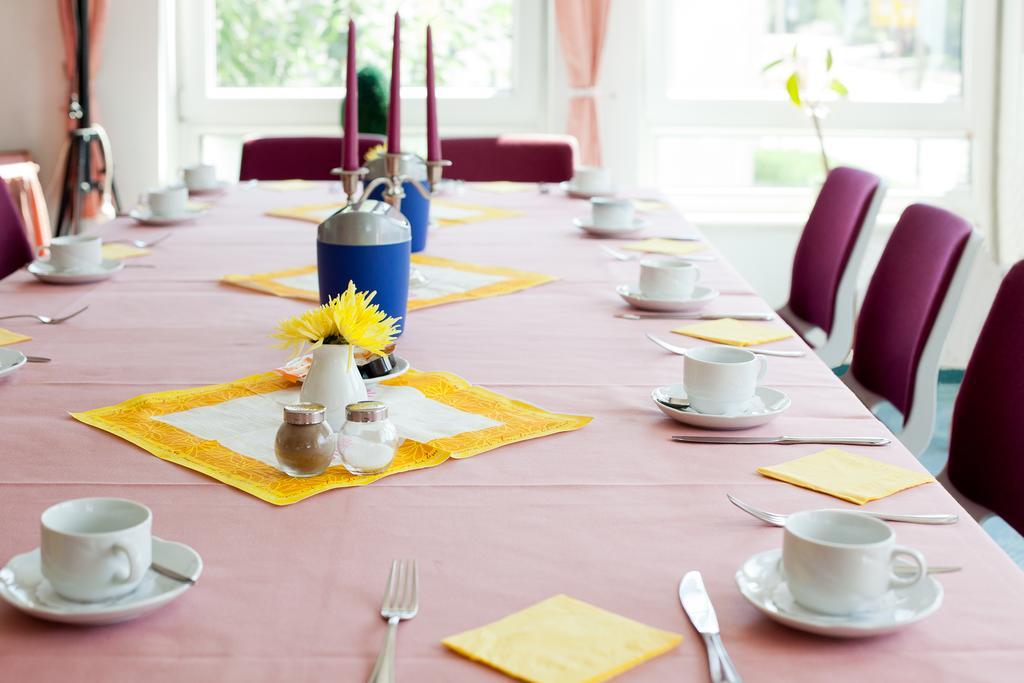Hotel Jahnke Neubrandenbourg Extérieur photo